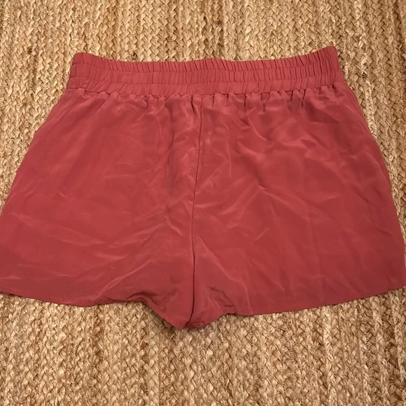 Lavender Brown short - Picture 2 of 4